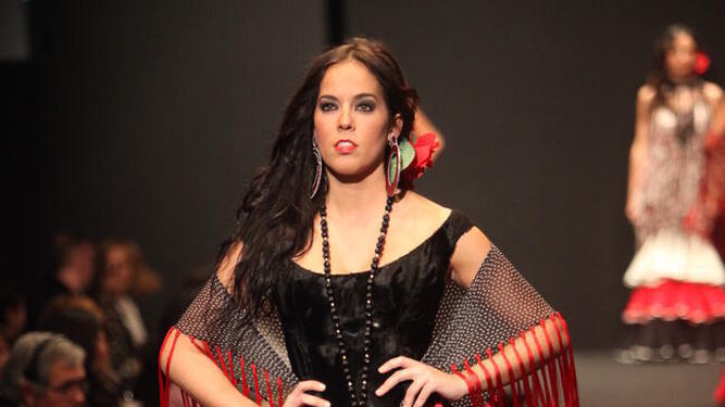 Colecci&oacute;n: Sangre y Luna - Pasarela Flamenca 2011