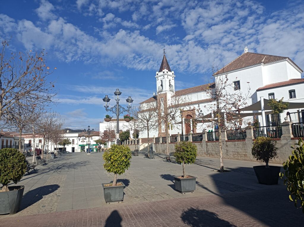El punto de partida es la Plaza de Espa&ntilde;a, junto a la Iglesia de la Inmaculada.
